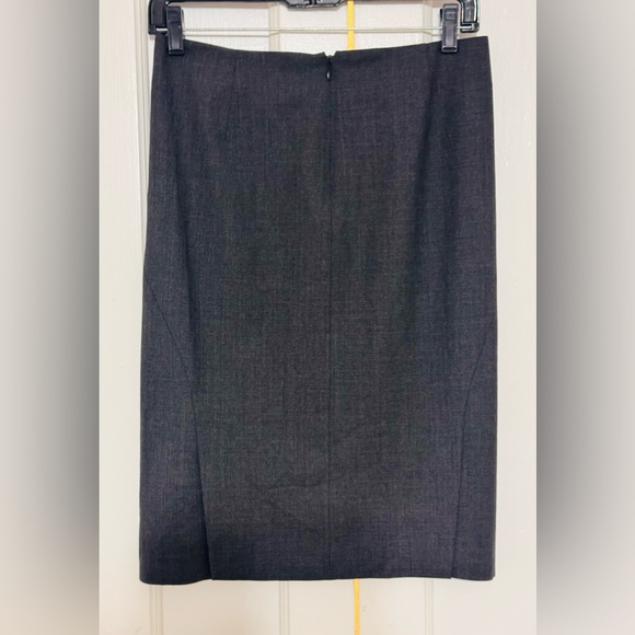 Theory Gray Wool Skirt - Picture 3 of 5